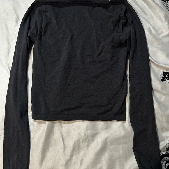 Black Long Sleeve - Picture 2 of 3
